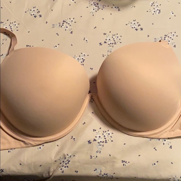 PINK Victoria's Secret Other - Pink push-up bra size 36DD